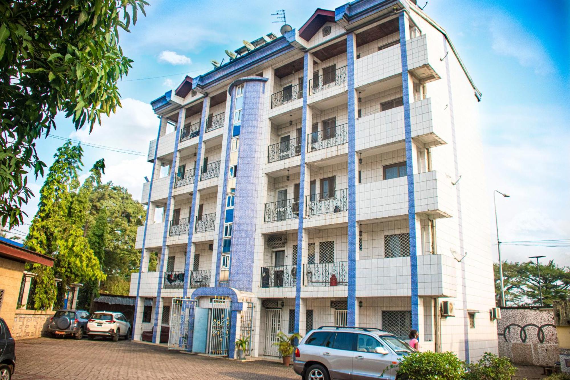 Clos D'Anthony Residence Bonanjo Douala Esterno foto